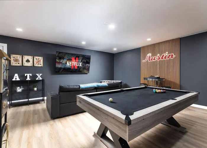 Lone Star Luxe - Heated Pool - Game - Mini-golf & Bar * Round Rock